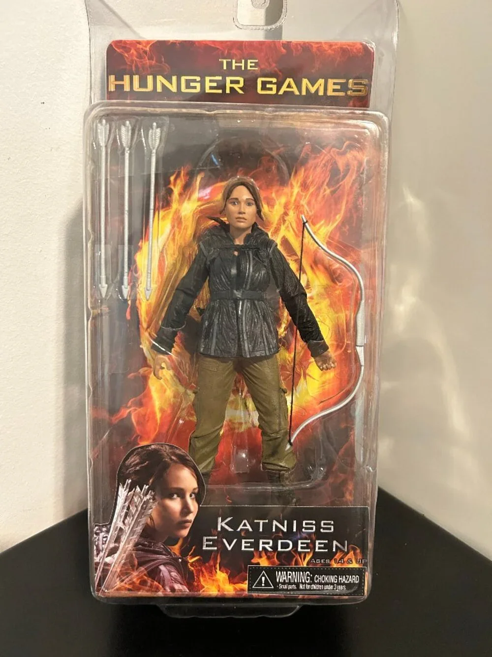 2012 Reel Toys NECA The Hunger Games Katniss Everdeen Action Figure SEALED